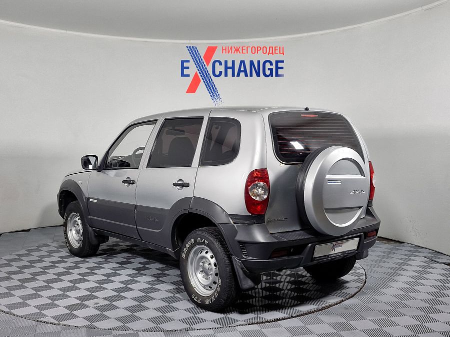 Chevrolet Niva 1.7 MT (80 л.с.) 4WD, 2012 Chevrolet Niva 1.7 MT (80 л.с.) 4WD, 2012
