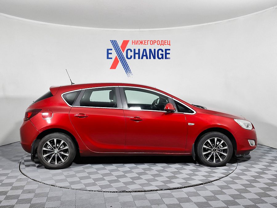 Opel Astra 1.6 AT (115 л.с.), 2011 Opel Astra 1.6 AT (115 л.с.), 2011