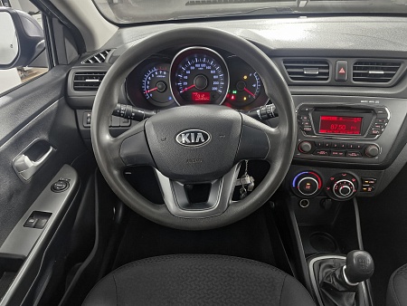 Kia Rio 1.4 MT (107 л.с.), 2013 Kia Rio 1.4 MT (107 л.с.), 2013