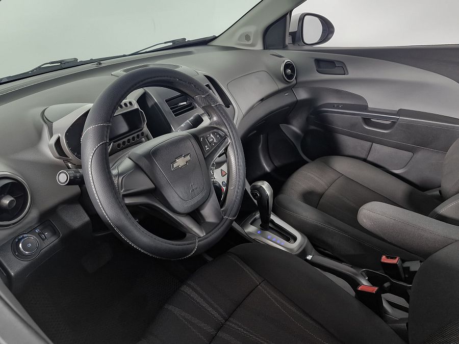 Chevrolet Aveo 1.6 AT (115 л.с.), 2013