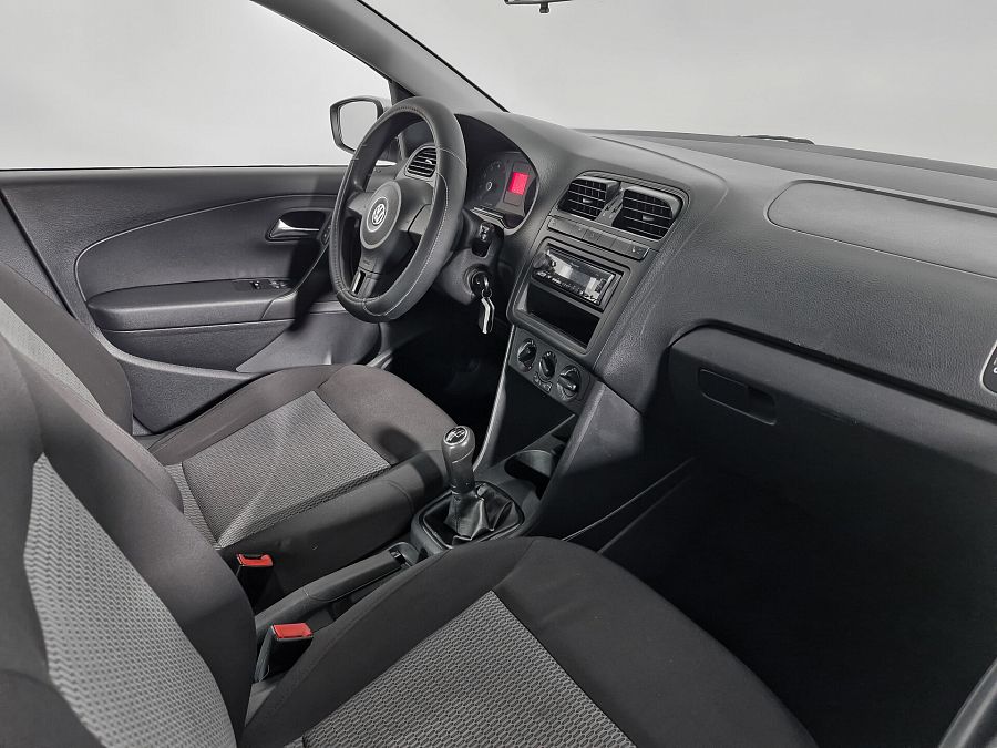Volkswagen Polo 1.6 MT (105 л.с.), 2012