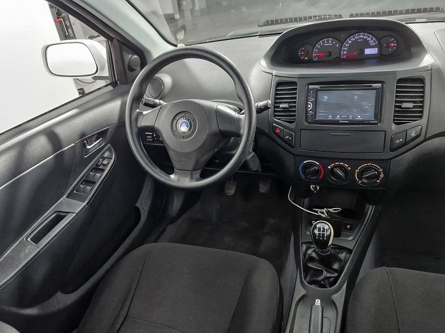 Geely MK 1.5 MT (94 л.с.), 2013 Geely MK 1.5 MT (94 л.с.), 2013