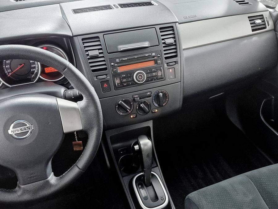Nissan Tiida 1.6 AT (110 л.с.), 2010