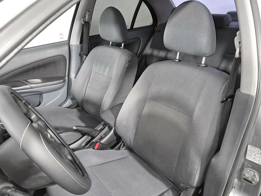 Nissan Almera 1.5 MT (98 л.с.), 2005 Nissan Almera 1.5 MT (98 л.с.), 2005