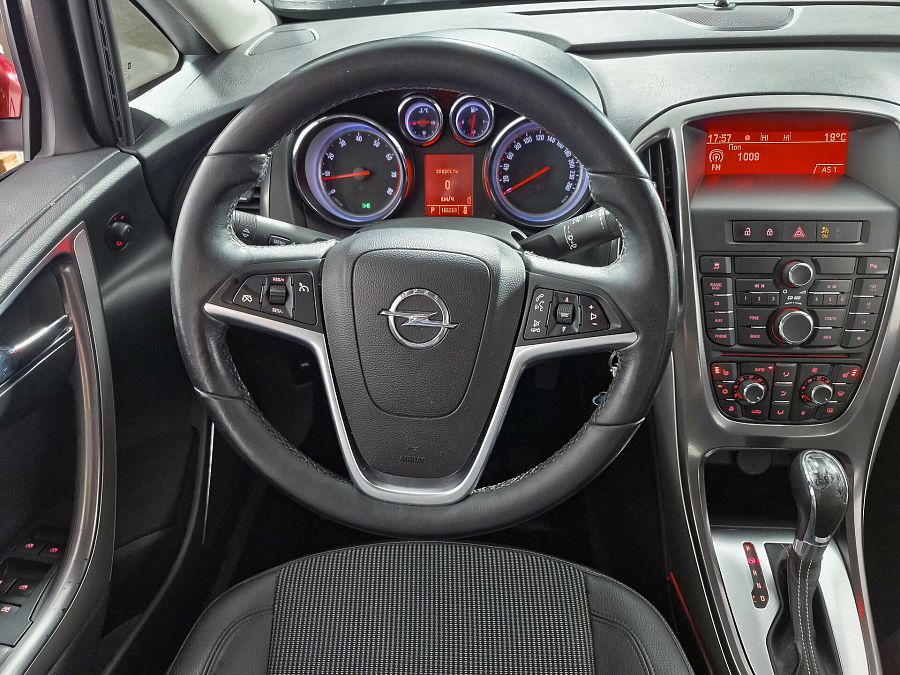 Opel Astra 1.6 AT (115 л.с.), 2011 Opel Astra 1.6 AT (115 л.с.), 2011
