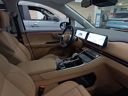 JAC RF8 2.0 AT (236 л.с.), 2025 JAC RF8 2.0 AT (236 л.с.), 2025