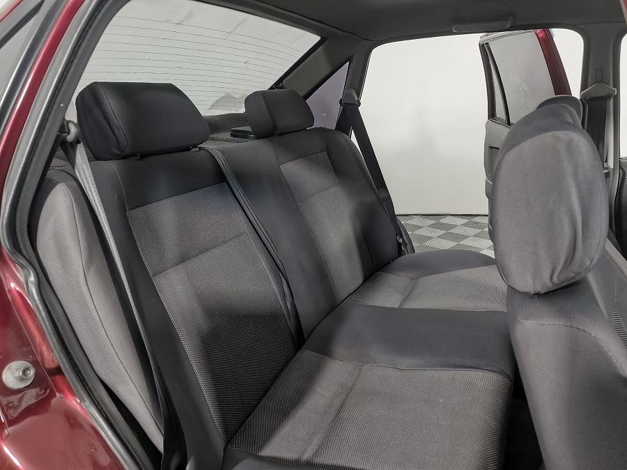 Daewoo Nexia 1.5 MT (80 л.с.), 2010 Daewoo Nexia 1.5 MT (80 л.с.), 2010