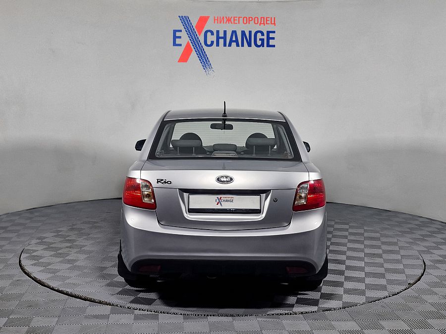 Kia Rio 1.4 AT (95 л.с.), 2011 Kia Rio 1.4 AT (95 л.с.), 2011