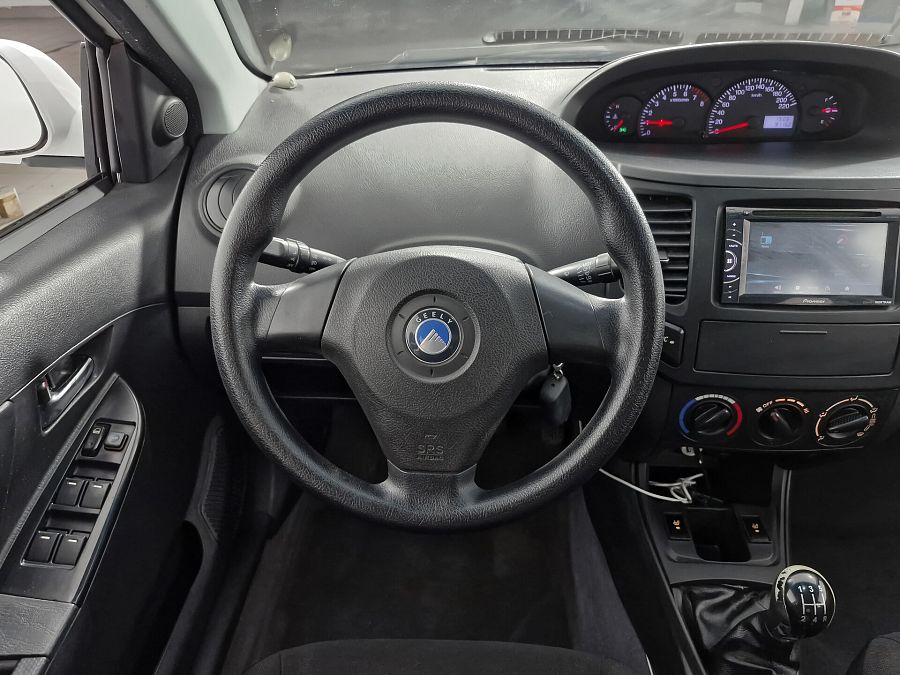 Geely MK 1.5 MT (94 л.с.), 2013 Geely MK 1.5 MT (94 л.с.), 2013