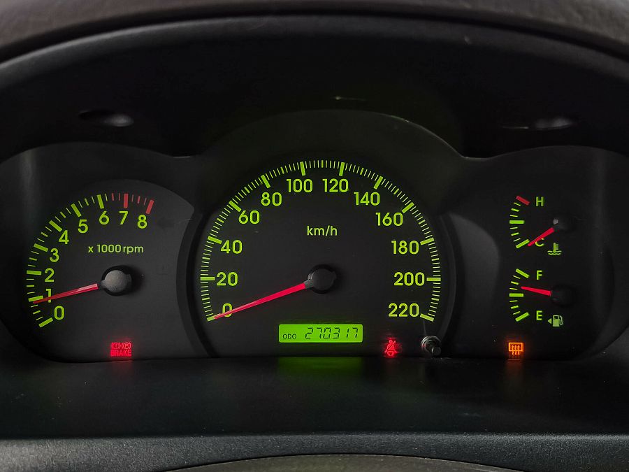 Kia Cerato 1.6 MT (105 л.с.), 2006 Kia Cerato 1.6 MT (105 л.с.), 2006