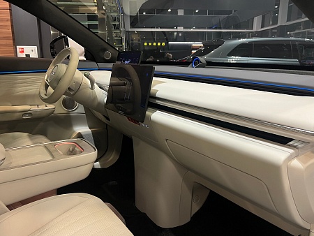 Exeed Exlantix ET 1.5hyb AT (469 л.с.) 4WD, 2025 Exeed Exlantix ET 1.5hyb AT (469 л.с.) 4WD, 2025
