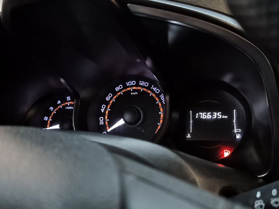 Lada (Ваз) XRAY 1.6 MT (106 л.с.), 2019