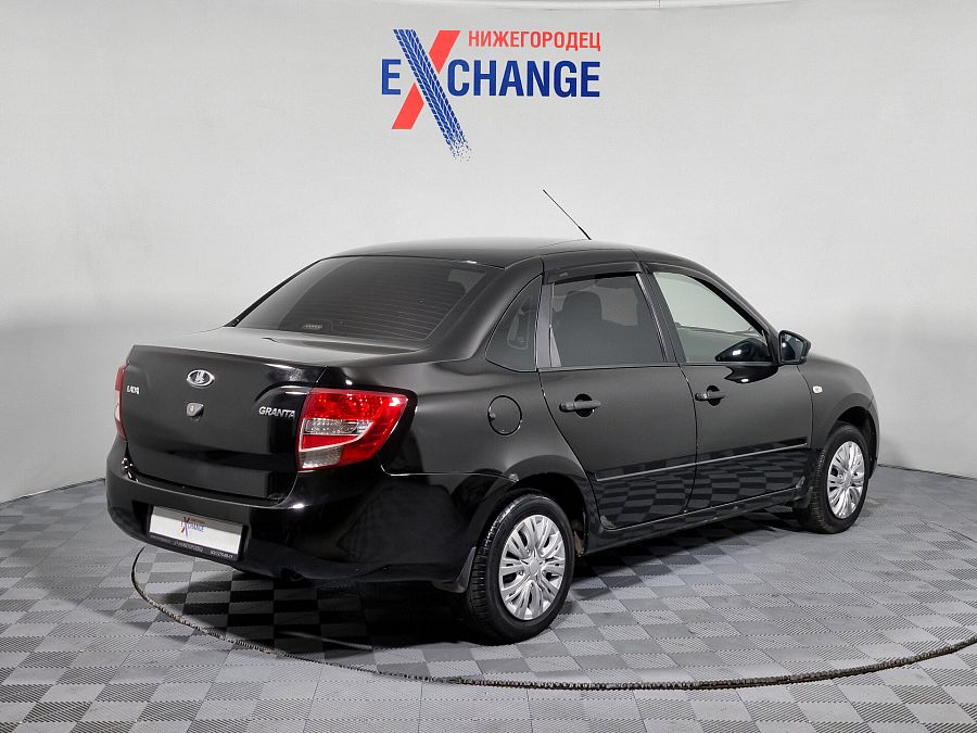 Lada (Ваз) Granta 1.6 MT (87 л.с.), 2017
