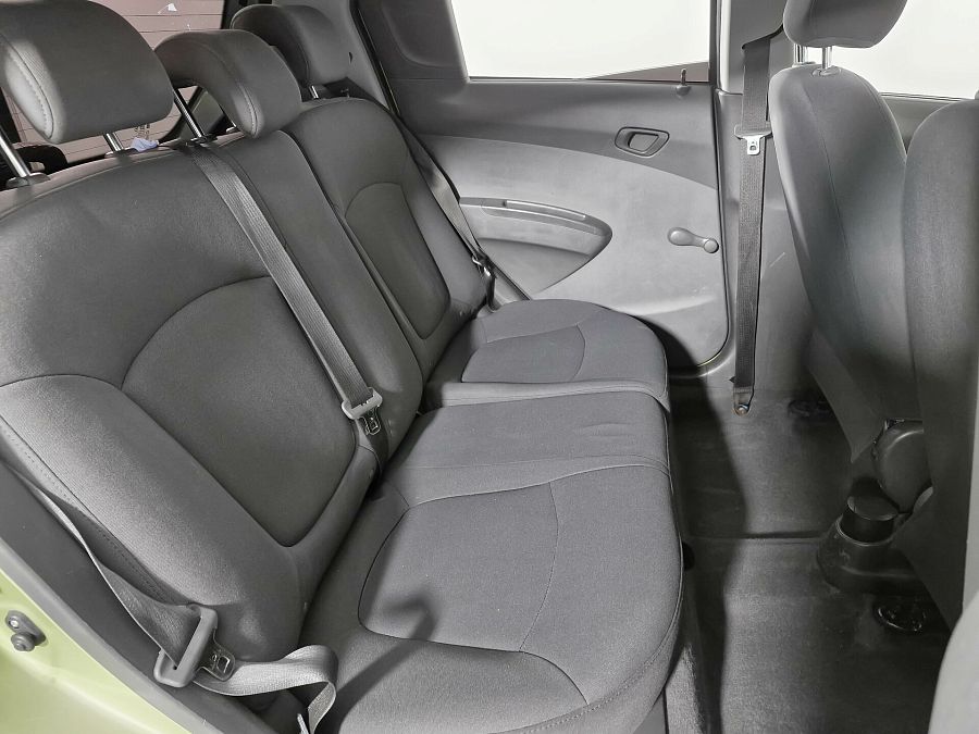 Chevrolet Spark 1.0 MT (67 л.с.), 2011
