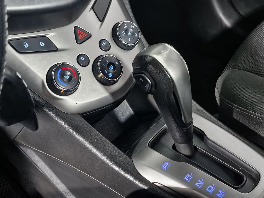 Chevrolet Aveo 1.6 AT (115 л.с.), 2013