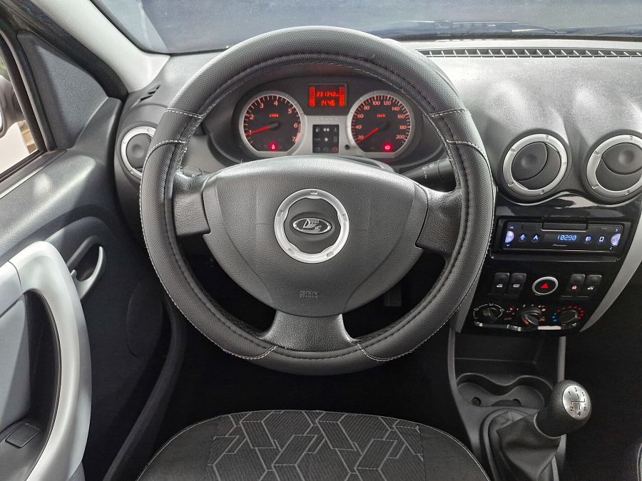 Lada (Ваз) Largus Cross 1.6 MT (106 л.с.), 2020 Lada (Ваз) Largus Cross 1.6 MT (106 л.с.), 2020