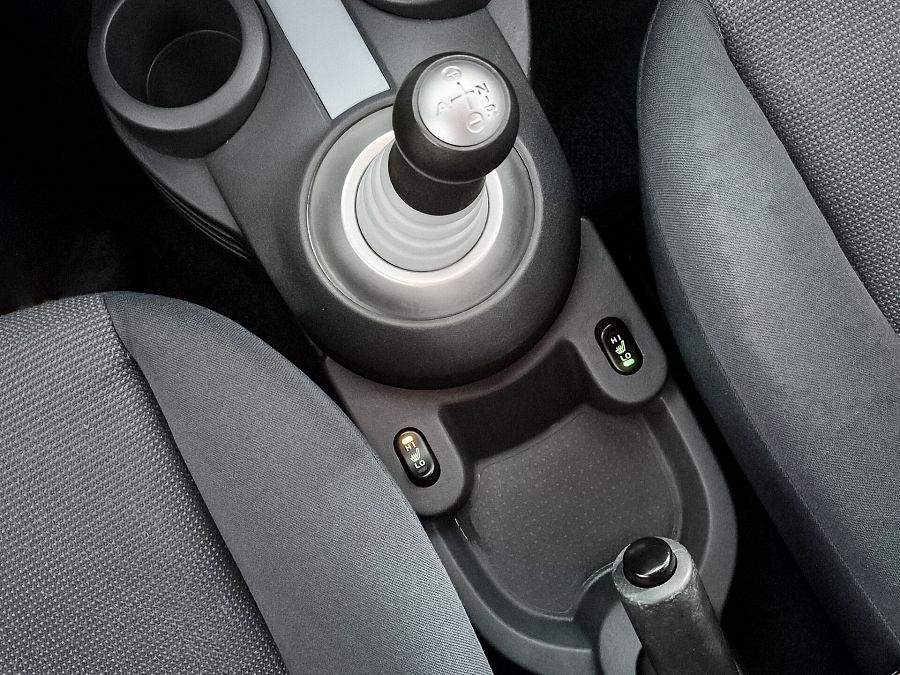 Mitsubishi Colt 1.3 AMT (95 л.с.), 2005 Mitsubishi Colt 1.3 AMT (95 л.с.), 2005