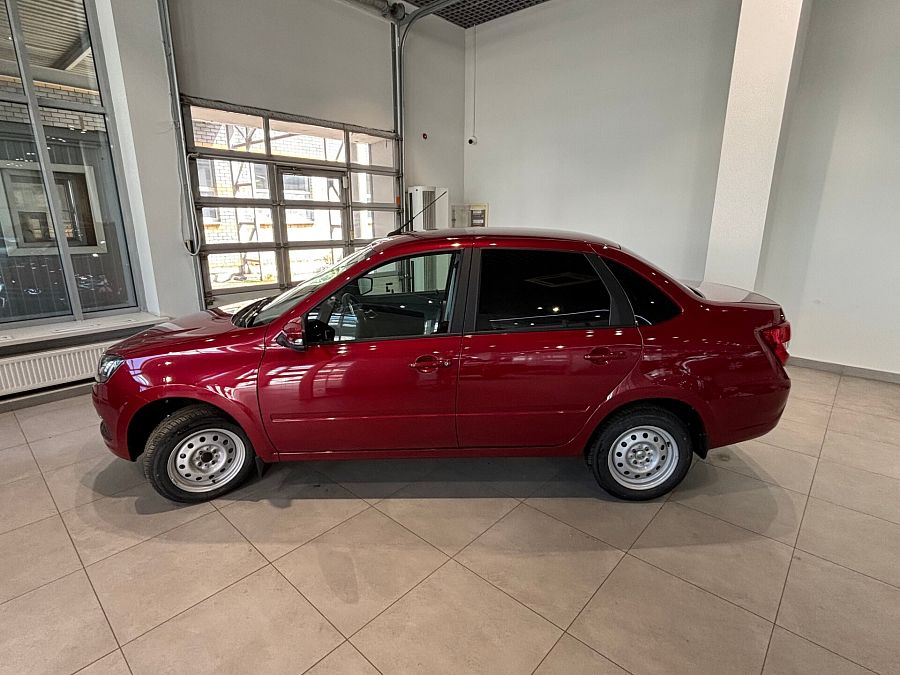 Lada (Ваз) Granta 1.6 MT (90 л.с.), 2026 Lada (Ваз) Granta 1.6 MT (90 л.с.), 2026