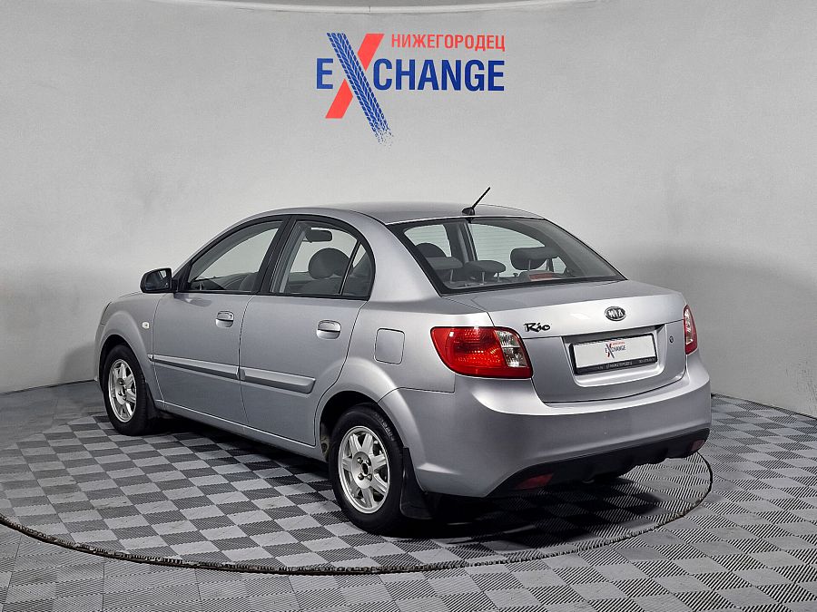 Kia Rio 1.4 AT (95 л.с.), 2011 Kia Rio 1.4 AT (95 л.с.), 2011
