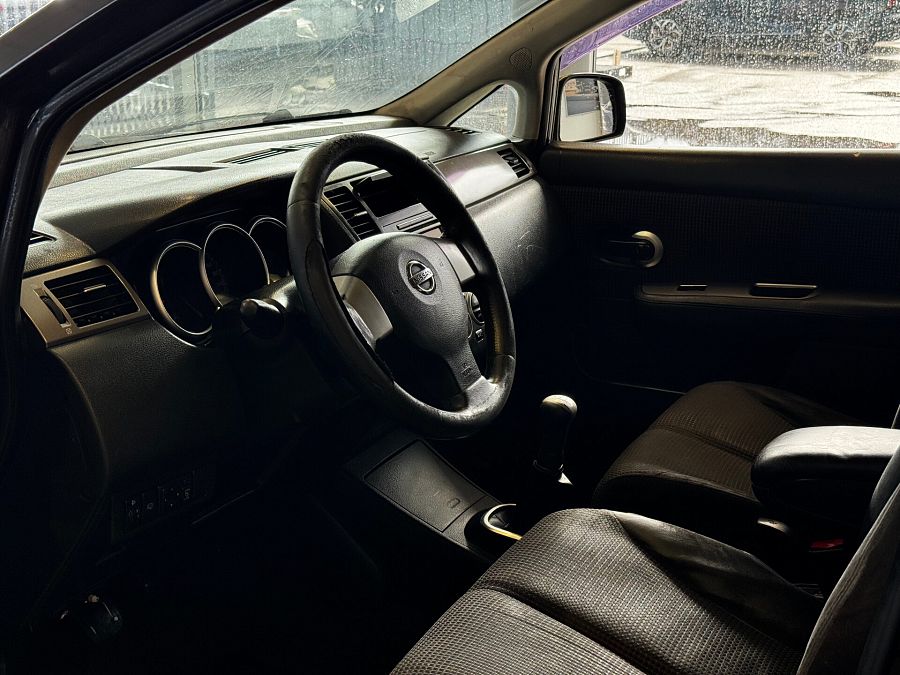 Nissan Tiida 1.6 MT (110 л.с.), 2010