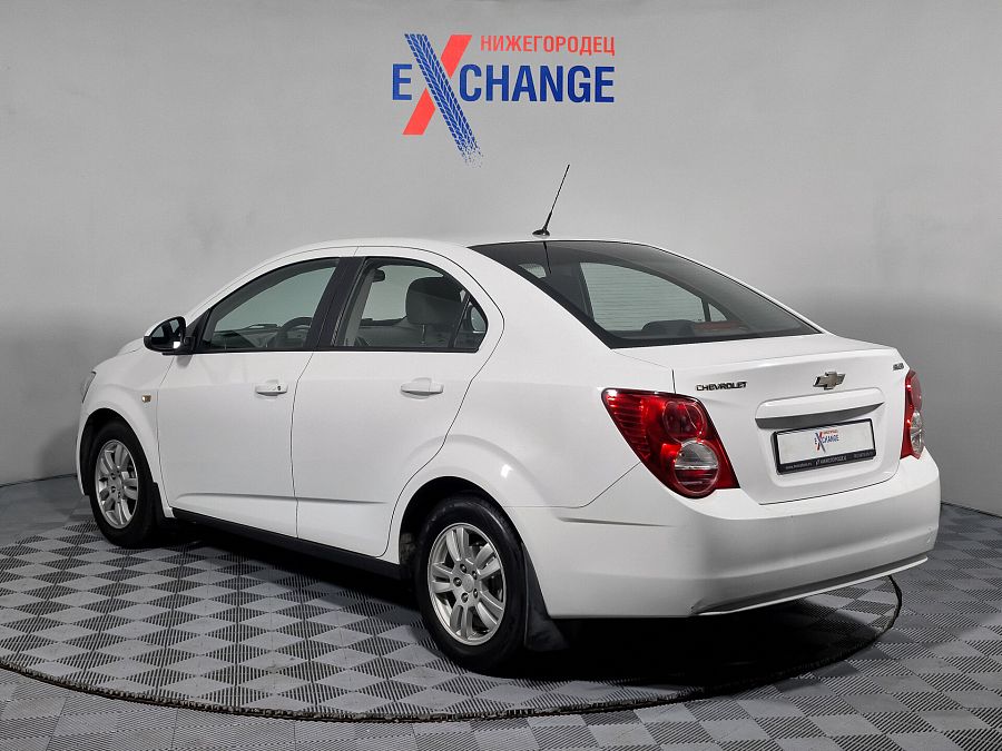 Chevrolet Aveo 1.6 AT (115 л.с.), 2013