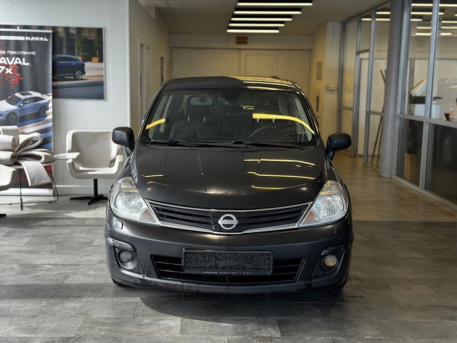 Nissan Tiida 1.6 MT (110 л.с.), 2010