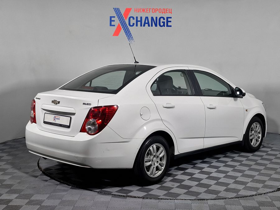 Chevrolet Aveo 1.6 AT (115 л.с.), 2013