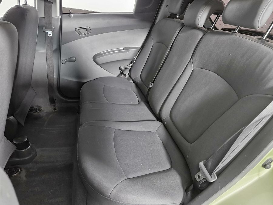 Chevrolet Spark 1.0 MT (67 л.с.), 2011