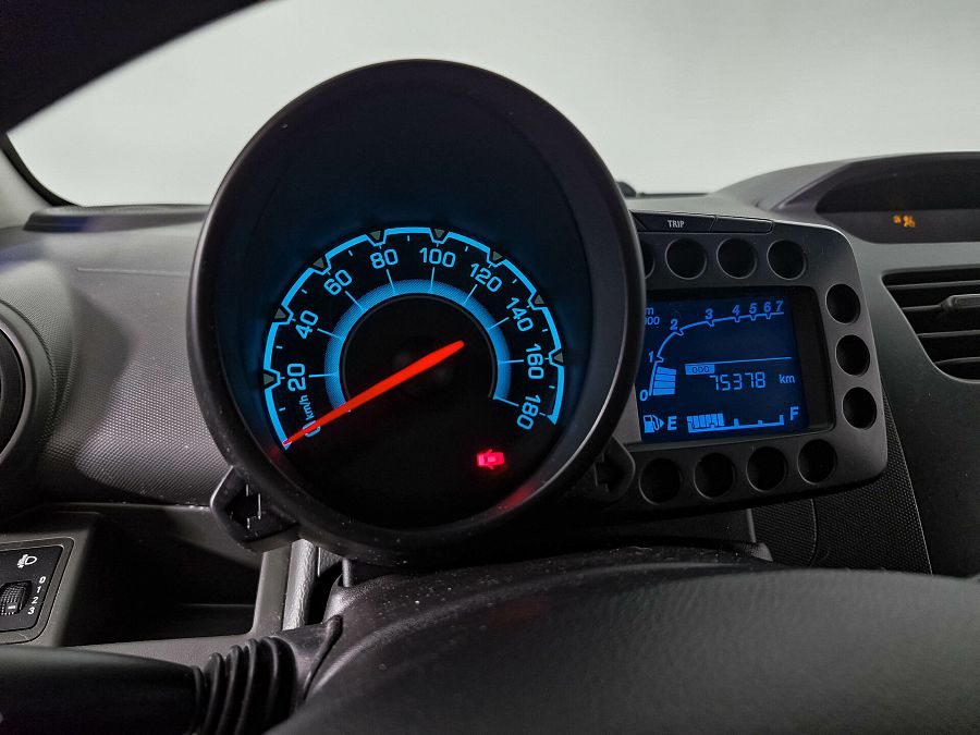 Chevrolet Spark 1.0 MT (67 л.с.), 2011