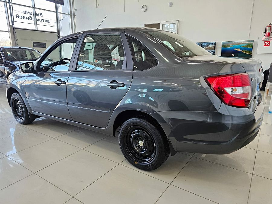 Lada (Ваз) Granta 1.6 MT (90 л.с.), 2026 Lada (Ваз) Granta 1.6 MT (90 л.с.), 2026
